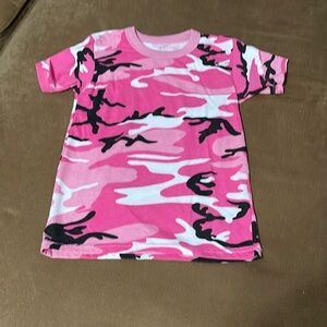 RothGo Kids Size Small Hot Pink Camo Shirt Sleeve Tee
